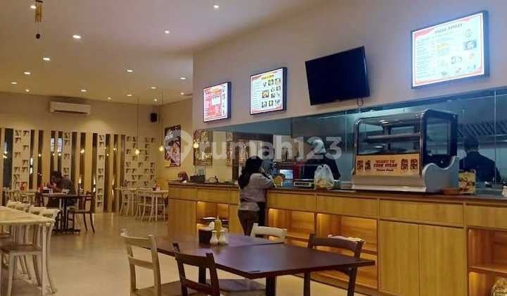 Ruko 2 Lantai Lokasi Strategis Siap Pakai Di Jatiwaringin, Bekasi
