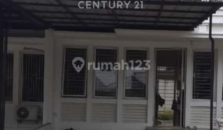 A House in the Florencia Complex for Sale at a Cheap Price