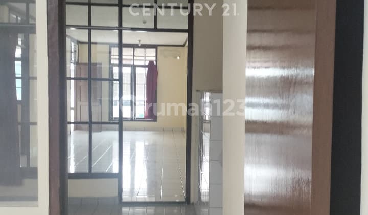 Rumah Asri ,Aman Siap Huni Lippo Cikarang