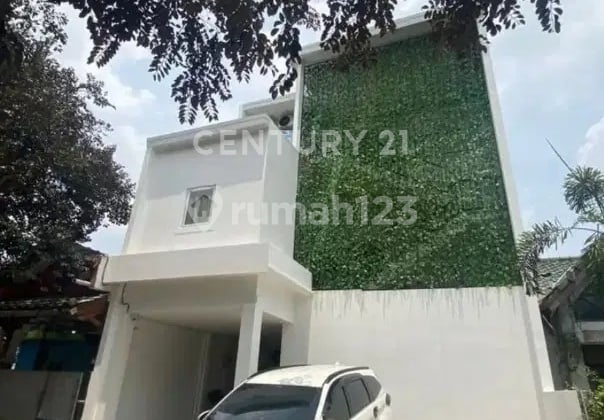 Kost Baru Full Penghuni Strategis di Jababeka Cikarang