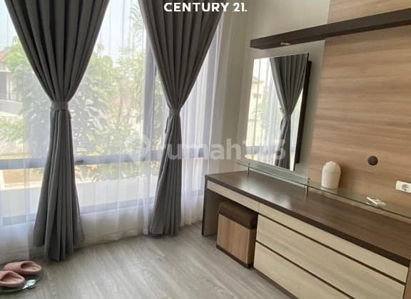 Disewakan Rumah Waterfront Nyaman Strategis LT 60 M LB 75M2