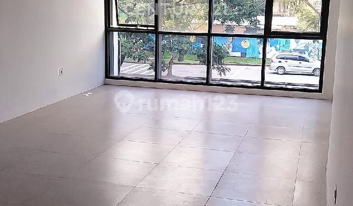 Uptown 3-Storey Shophouse in a Highly Strategic Location