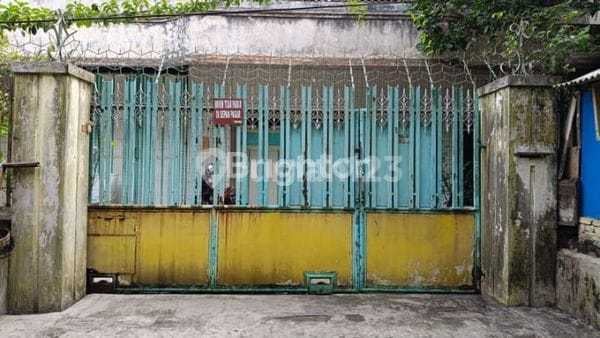 Gudang Di Kawasan Jalan Kawi Dekat Mog Kota Malang