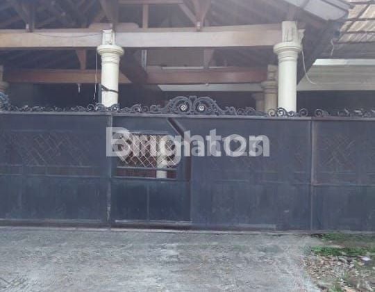 kan rumah untuk penampungan TKW atau bisa juga untuk perusahaan dengan 15 kamar tidur.