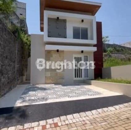 Rumah baru gress siap huni