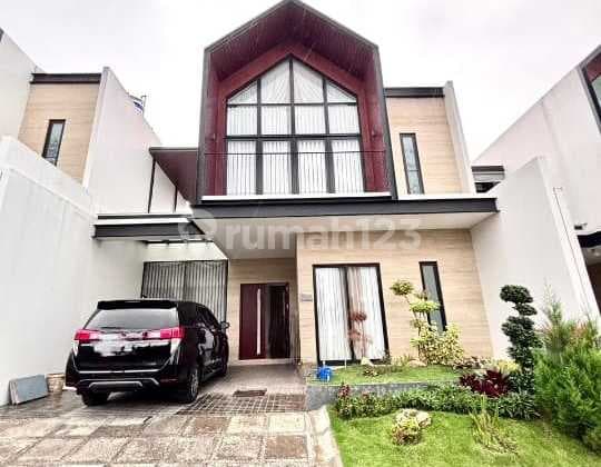 Villa / Rumah Dengan Kolam Renang Di Nilaya Kota Batu Malang