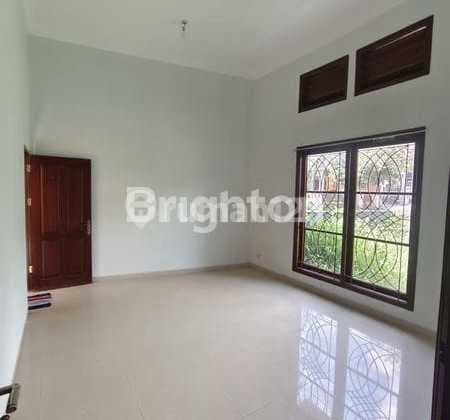 Rumah Besar 1 Lantai Di Villa Puncak Tidar Malang