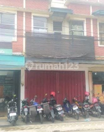 2-Story Shop House Near Kasin Market in Malang City 2-Story Shop House Near Kasin Market in Malang City