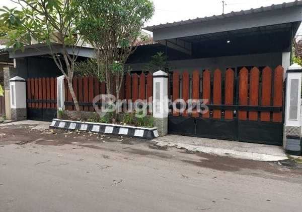 Rumah Siap Huni Cocok Untuk Kantor Di Pulau Pulau Janti Malang Rumah Bagus di Sukun SHM
