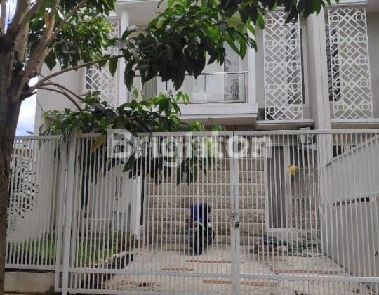 Rumah di dekat Unmer, Mall MCP Dieng Malang