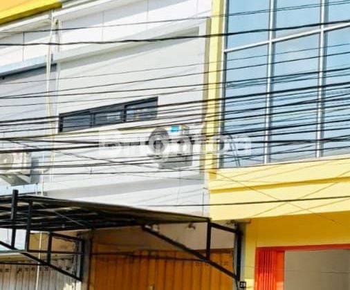 Turun Harga!!! Ruko 3 Lantai Lokasi Strategis