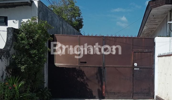 GUDANG BEKAS BENGKEL di JANTI