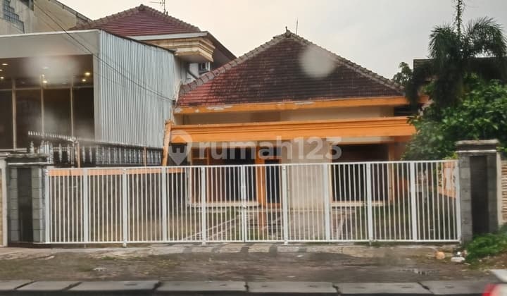 Rumah Untuk Usaha Di Soekano Hatta