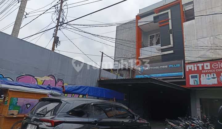 Ruko 2 Lantai Lokasi Strategis Dekat Jalan Raya (OKS)