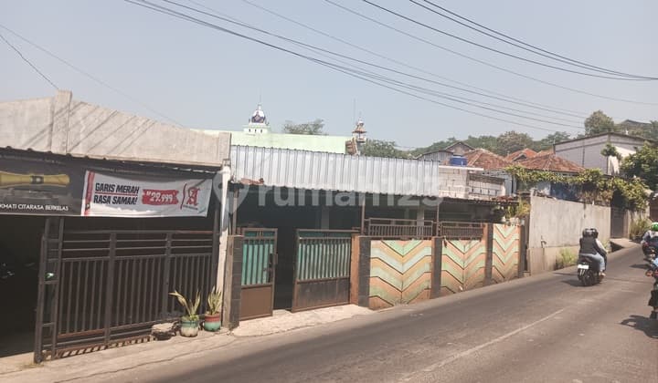 Dijual Rumah Pinggir Jalan Raya Bagus di Mijen, Semarang