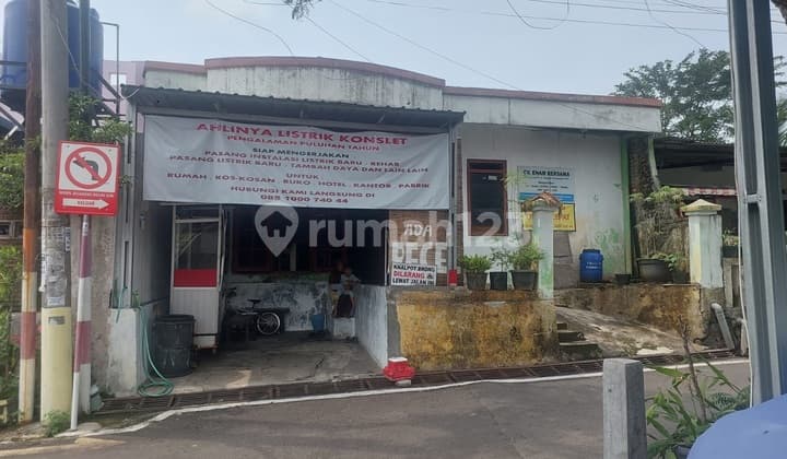 Rumah Full Bangunan 1,5 Lantai Lokasi Strategis daerah Banyumanik