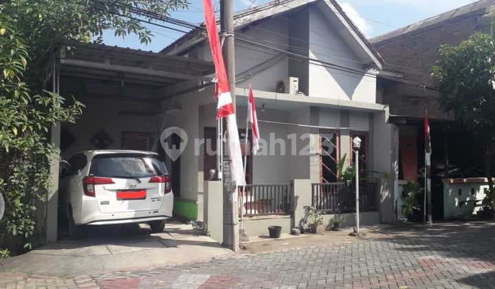 Dijual Rumah Bagus Daerah Genuk Bebas Banjir