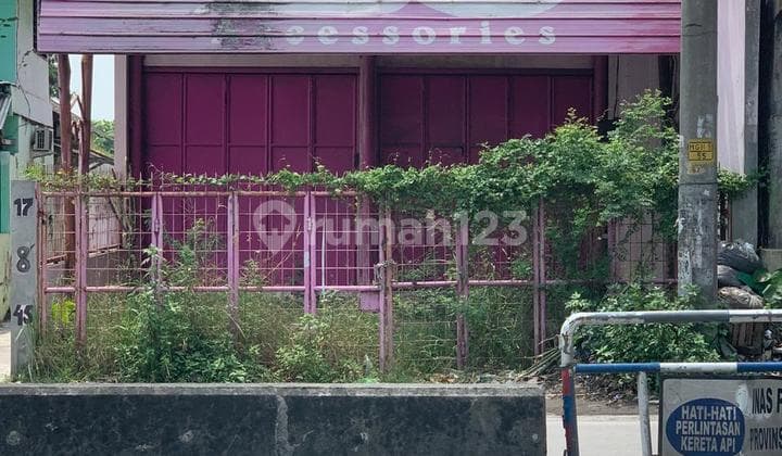 Shop House Warehouse in Mranggen, Main Road in Front of BCA Bank (CSAG)