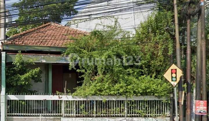 Dijual Rumah Daerah Semarang Selatan Dekat Jalan Raya