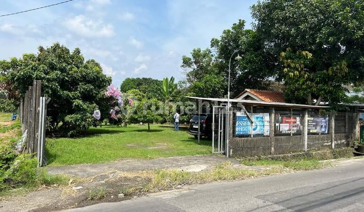 Tanah Pekarangan 1443 Meter Persegi Lokasi Dekat Bandara Adi Sucipto, Berbah, Sleman.