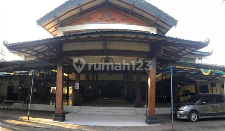 Tanah & Bangunan Pendopo 2890 Meter Persegi, Cocok untuk Investasi, Wirobrajan, Yogyakarta
