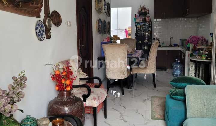 Harga Termurah Rumah 2 Lantai di Rafles Hills - Nyaman, Strategis, Harga Neg