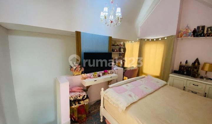 Dijual Rumah Dikota Wisata Cibubur Rumah Lainnya di Kota Wisata