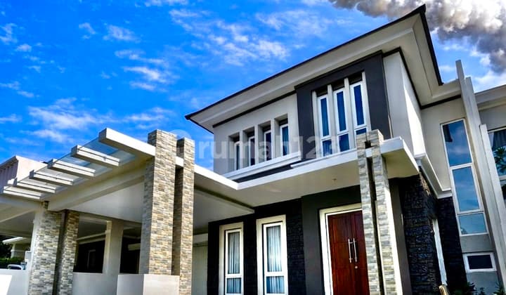 Rumah Mewah Dikota Wisata