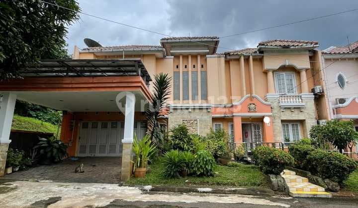 Rumah Furnished Siap Huni Posisi Sudut di Raffles Hills