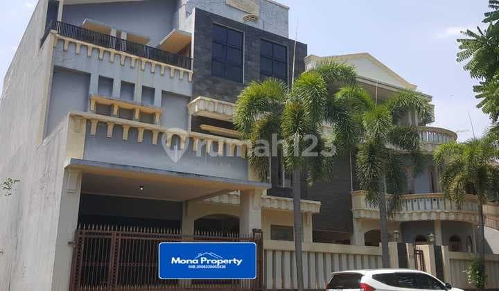 Rumah 3 Lantai Cluster Depan Harga Murah Siap Huni di Citra Grand