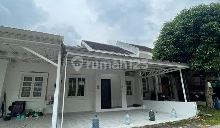 Rumah 1,5 Lantai Selesai Renovasi Siap Huni di Kota Wisata