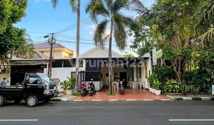 Boulevard Protocol House can be used for Business in Rawamangun