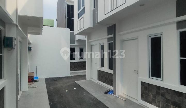 Mau Rmh Keren,Modern,Minimalis Lok.strategis di Manggadua Jakbar?