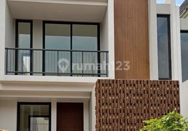 Rumah 3 Kamar 2 Lantai di Mahogany Residence Summarecon Bogor