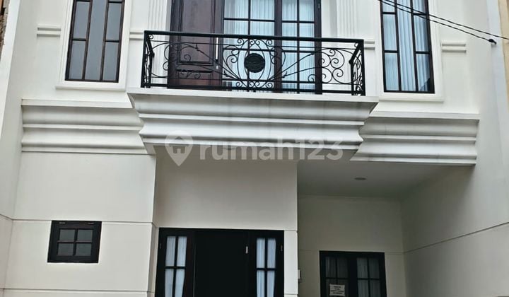 Jual Rumah Fuul Furnis di Cindet Jakarta Timur