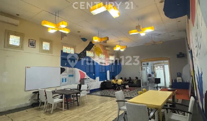 Ruang Usaha Area Prestige Main Road Dago