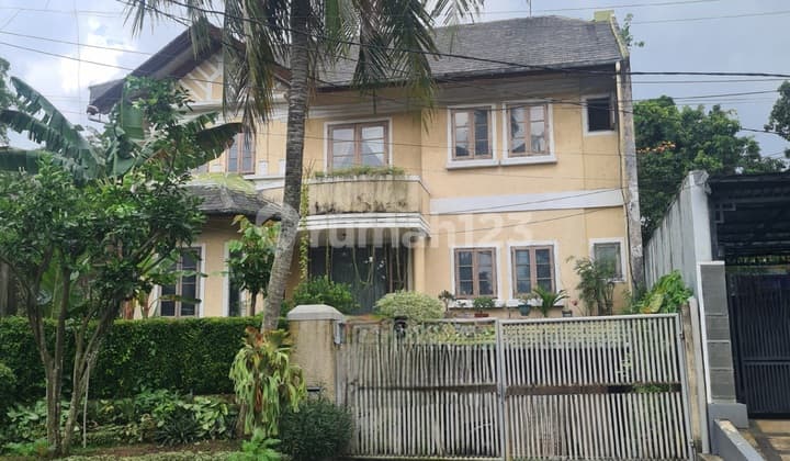 Good Deal! Land-Priced House 3 Minutes to Lebak Bulus