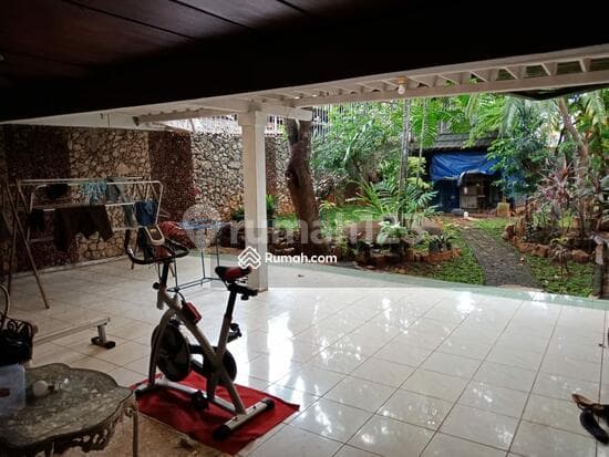 Rumah Asri di Zona Komersial Pusat Bisnis Mampang Jakarta Selatan Sangat Cocok Buat Kantor, Hotel, Rumah Sakit dan Bisnis Lainnya . Kawasan Sekitarnya Merupakan Pusat Bisnis Jak-Sel