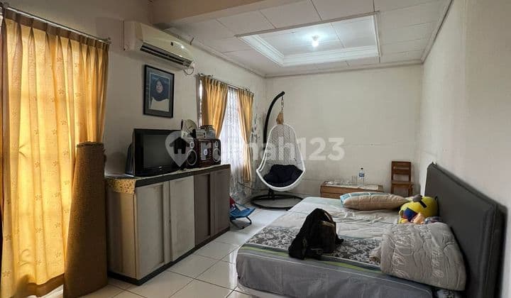 Rumah Asri Dan Eklusive dalam Cluster di Kawasan Hunian Prestige Telaga Golf Sawangan sebelahnya AT SHILA SAWANGAN DEPOK. jual setengah harga