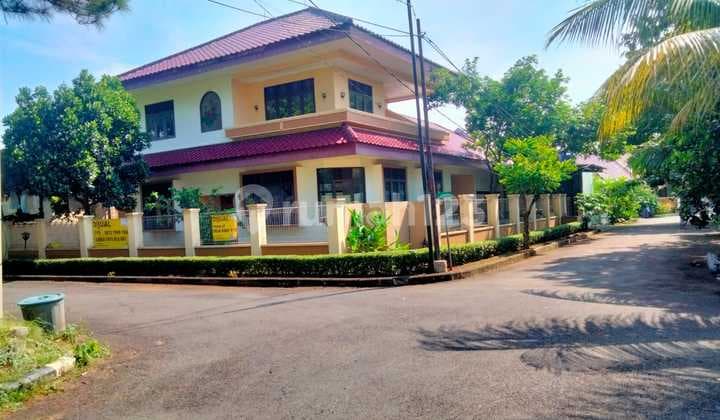 Rumah Asri dan Nyaman di Komplek Perumahan Sawangan Permai Dekat ke Pintu Tol Sawangan yang Terkoneksi ke Tol Jorr dan Tol Bandara