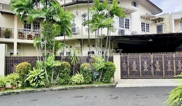 Dijual Rumah Terawat Bintaro Sektor 3 Lokasi Strategis