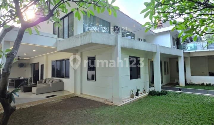 For Sale Spacious Prestigious House on Jl Kerinci, Kebayoran Baru