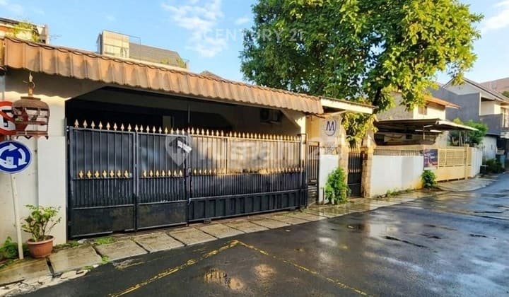 Dijual Rumah Radio Dalam Lokasi Strategis Cocok Dibangun Kost