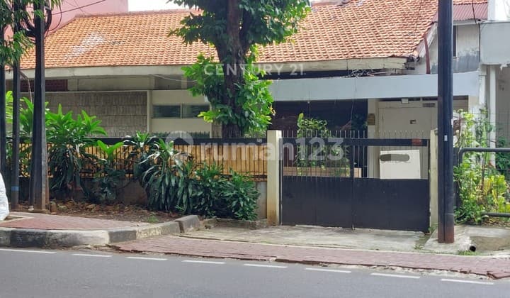 Well-Maintained House in Kramat Pela, Strategic Location, Kebayoran Baru