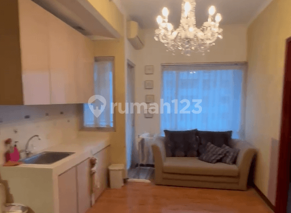 Apartemen Sudirman 3 Kamar Dan 1 Kamar Pembantu Park Tower B Jakarta Pusat