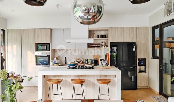 Rumah Cantik Full Furnished Dekat Tol dan MRT Rempoa Bintaro Tangerang Selatan