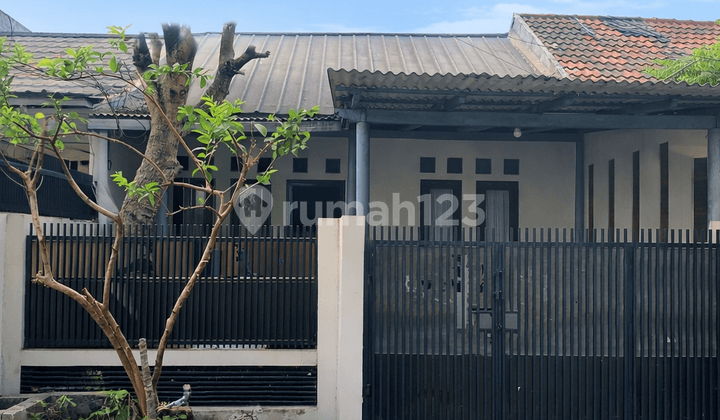 1-Storey House in Villa Bintaro Indah, Ready to Occupy, Strategic Location