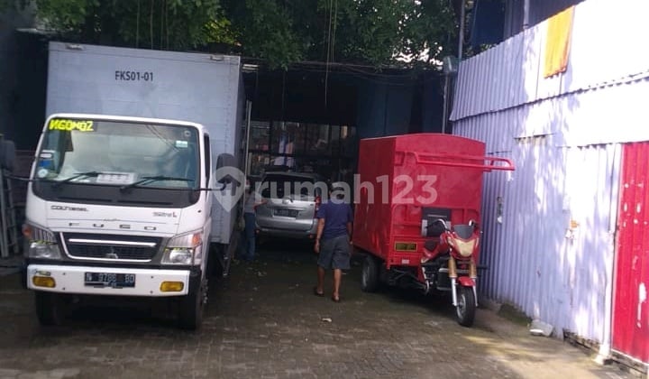 Jalan Pahlawan Sunaryo