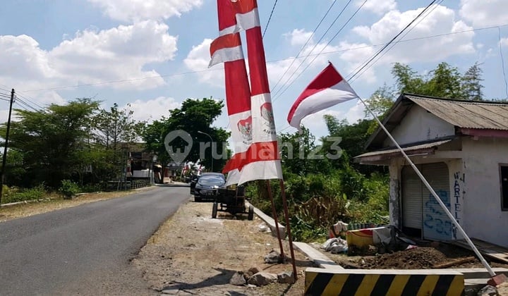 Jalan Raya Balongbendo
