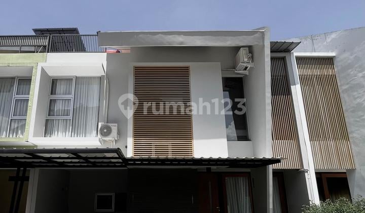 Rumah 2 Lantai Tidak Ada Duanyaa Hanya Dibandung Utara